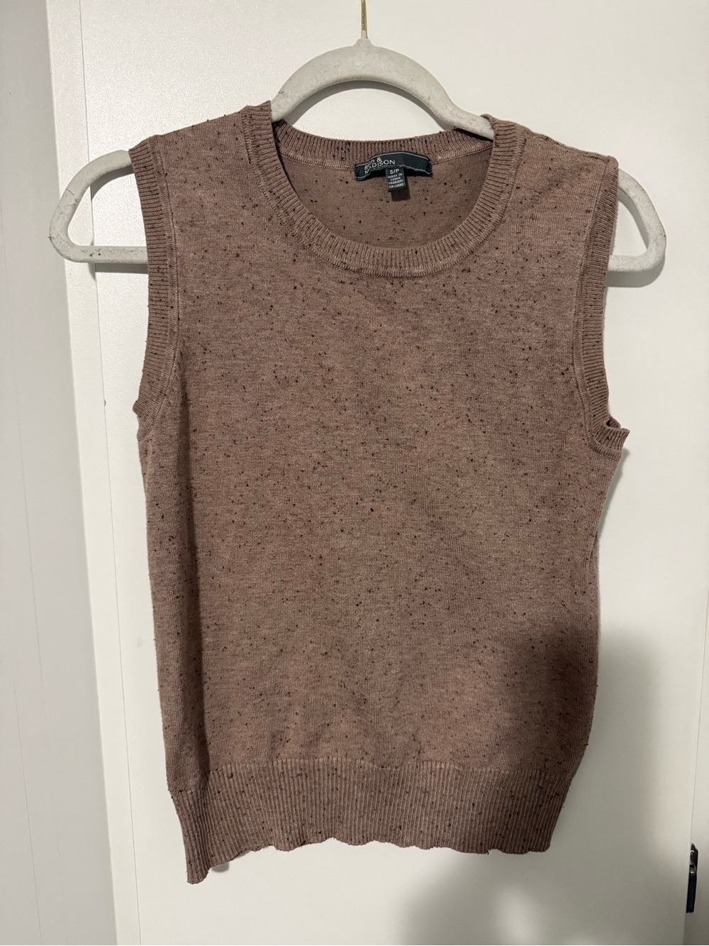 142. 89th & Madison Brown Speckled Sleeveless Crew Sweater Small Preppy Academia